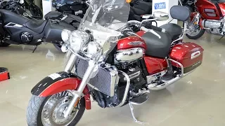 Обзор 2300 кубового мотоцикла Triumph Rocket 3 Touring 2015 года