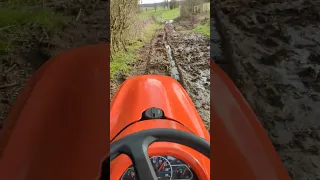 Kubota EK1-261: off-road test !