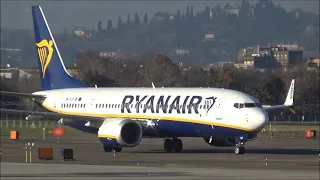 [Bergamo Airport] Departures and Arrivals on a sunny winter day