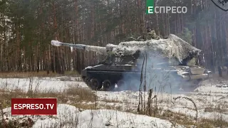 Трофейна САУ знищує ворожі танки та живу силу РФ