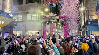 London Christmas Lights 2022 | London Carnaby Street Christmas Lights | London  Walk Tour [4K HDR]