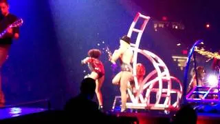 Britney in NYC - Circus Tour - Do Somethin' (HD)