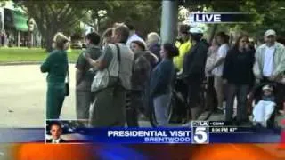 President Obama Touches Down in LA For Fundraisers