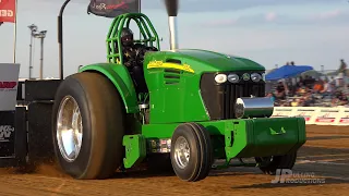 Tractor Pulling 2022: Hot Farm Tractors pulling at the Scheid Diesel Extravaganza