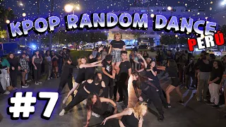 KPOP EN PERÚ #7 (25 NOVIEMBRE) - ALAMEDA 28 DE JULIO  🕺💃  - KPOP RANDOM DANCE