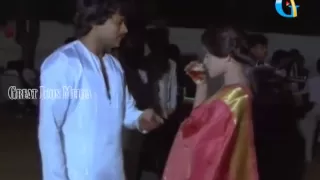 Chiranjeevi Birth day scene 1980's - Chiranjeevi,silk smitha - Paripoyina khaideelu movie