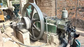 Old Black Desi Diesel Engine Amazing Starting || Best Sounding Ruston Engine Working on Floor Mill
