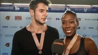 ”Självklart är jag glad!” - franska paret sken efter EM-bronset - TV4 Sport