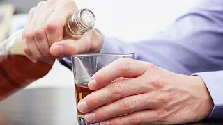 Врачи рассказали, как алкоголь влияет на организм человека старше 40 лет