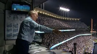 COL@LAD: Scully sings 'Take Me Out to the Ballgame'