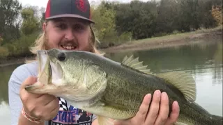 WHOPPER PLOPPER CATCHES PB BASS!!