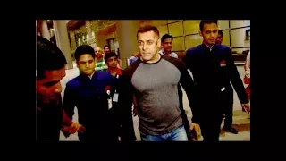 Salman Khan Snapped At Mumbai International Airport