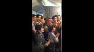 Cast of NEWSIES watches Chris Gattelli win the 2012 Tony Award for Best Choreography