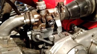 Adjusting the carburetor on a Honda CT90