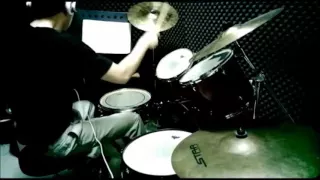 Bonnie Tyler - I Need a Hero - Drum Cover  (2)