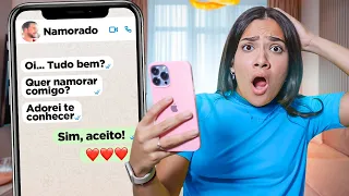 DESBLOQUIEI O CELULAR DA MINHA MÃE E VI ISSO