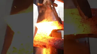 Forging a VERY Big Axe: Scandinavian Hewing Axe