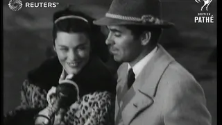 Tyrone Power arrives home from honeymoon (1949)