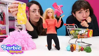 Barbie videoları! Sevcan ve Ümit Barbie'nin kışlıl kıyafetlerini ayırıyor. Kız videoları