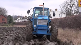 FORD TW25 Ploughing, Hard going!