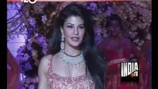 Jacqueline Fernandez walks the ramp for Jyotsna Tiwari