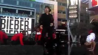 Justin Bieber VMA Performance 2010