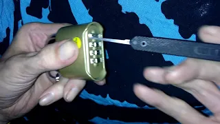 Lock Picking a Yale 126 Combination Bypass