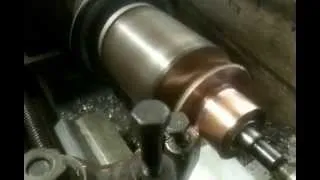 Reconditioning the starter motor commutator