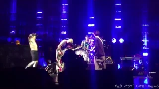 Red Hot Chili Peppers - Dreams of a Samurai Outro - 15 Dec, 2016 - Manchester, UK ((SBD Audio))