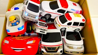 救急車ミニカーが走る！坂道緊急走行テスト！Ambulance miniature car runs! Emergency driving test! With siren