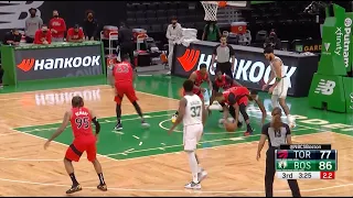 Announcers Laugh After This Celtics-Raptors Shaqtin' a Fool Sequence