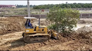 Powerful Machine Dozer Kumat’su Working Fast Pushing Clearing The Soil