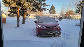 2021 Toyota Sienna Hybrid Extreme Cold Start -29F (-45F Wind Chill)