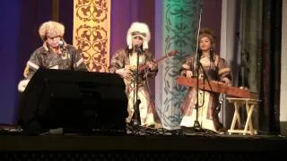 Горловое пение. Этника. Хакасская этническая музыка.  Группа  "Улгер" .