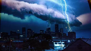 A scary Night in USA ⚡️⚡️ Terrible Thunderstorm Turned the Night in Houston into Lights! Texas