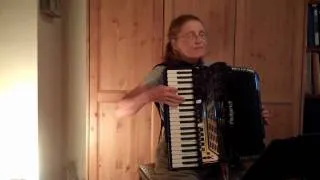 Southwind - The South Wind - Traditional Celtic Air - played by accordiona