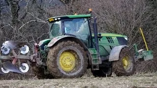 Ploughing for Maize. - John Deere 6210R and Five Furrow.