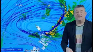 Low pressure affects NZ this weekend, cold change next Wednesday