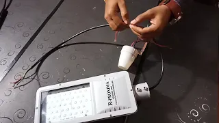 Connection video  with 10 Amp  sensor (auto on / off ) and our led light