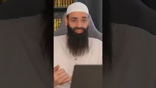 مدافع عن القذافي يقول لماذا لا تتكلم عن حكام الخليج