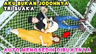 AKU BUKAN JODOHNYA - TRI SUAKA (LIRIK) COVER BY NABILA MAHARANI FT TRI SUAKA