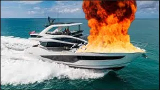 CRAZY BOAT CRASHES!