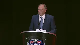 Gary Bettman trolls Canadiens fans before announcing trades for the team 👀🤣 | 2022 NHL Draft