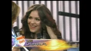 Katharine McPhee singing on the Early Show