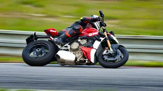 Pepa Sršeň testuje Ducati Streetfighter V4S