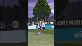 Jude Bellingham getting bullied in Dortmund training. Haaland, Reus ,Reyna ,Hummels, Akanji ,Sancho