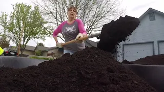 Spring gardeners take advantage of Boise's Community Compost Give-Back program