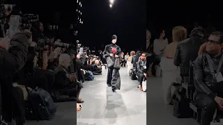 Zang Toi | Fall-Winter 2018 Ready-to-Wear Collection Runway Show