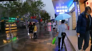 ASMR | Walking in the Rain China Kunming famous old street | Binaural City Sounds | WalkTube 4K