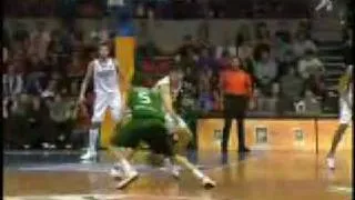 Rudy Fernandez - Triple increible de el en el DKV Juventut